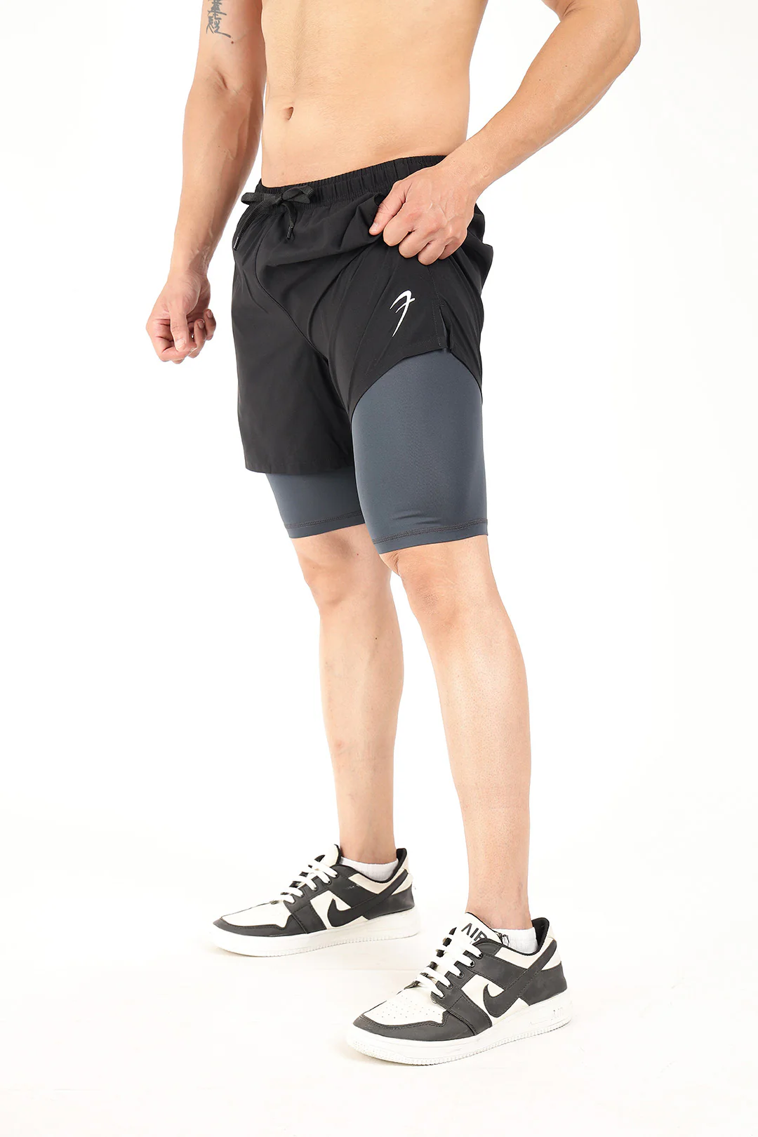 2 in 1 5" Compression Shorts Black - Image 3