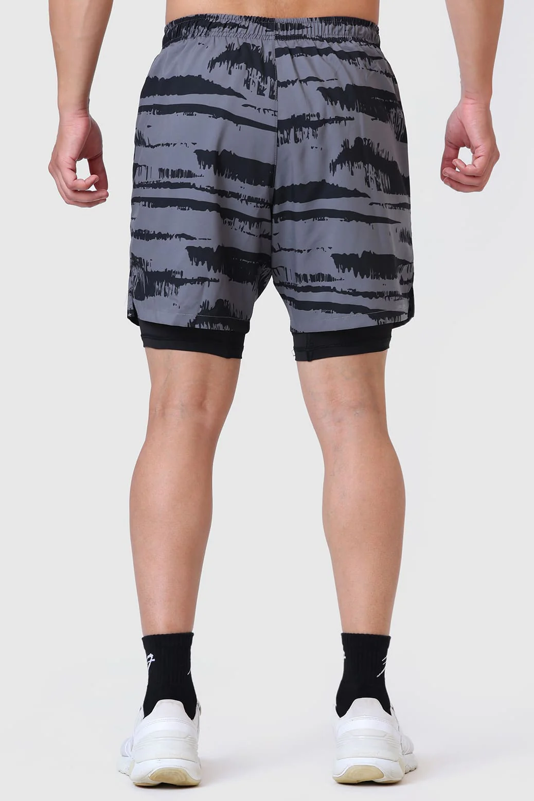 2 in 1 Printed Compression Shorts Gold Grey - Image 5