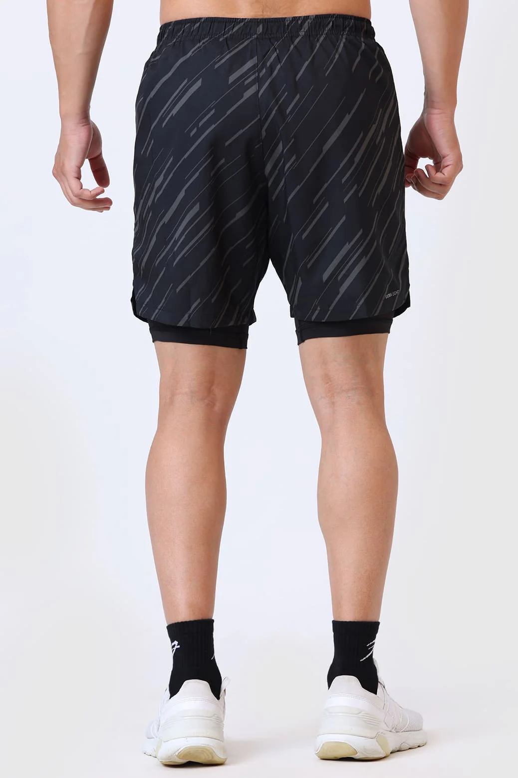 2 in 1 Printed Compression Shorts Black - Image 6