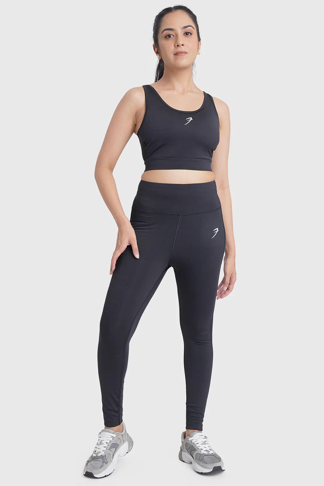 Active Full Support Sports Bra Black - Image 5