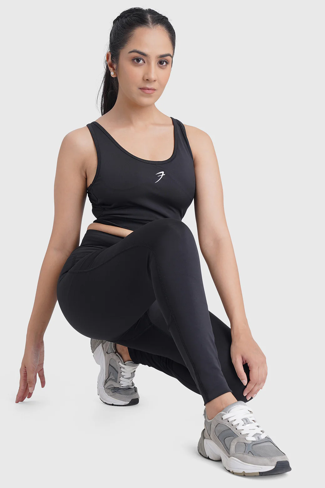 Active Full Support Sports Bra Black - Image 6