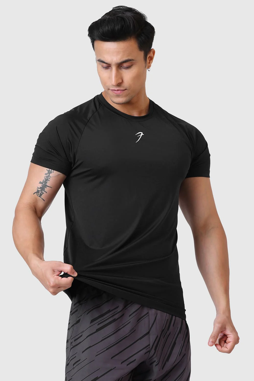 Bare Nylon T-shirt Black - Image 3