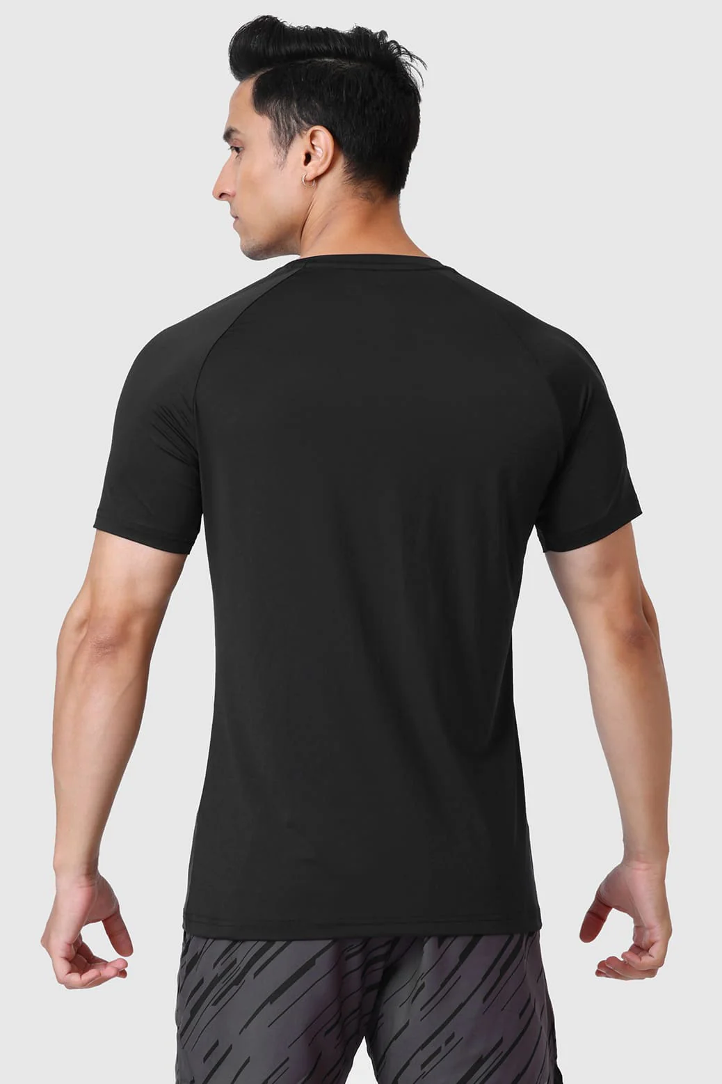 Bare Nylon T-shirt Black - Image 8