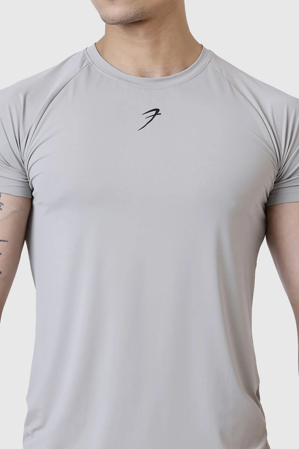 Bare Nylon T-shirt Light Grey - Image 4