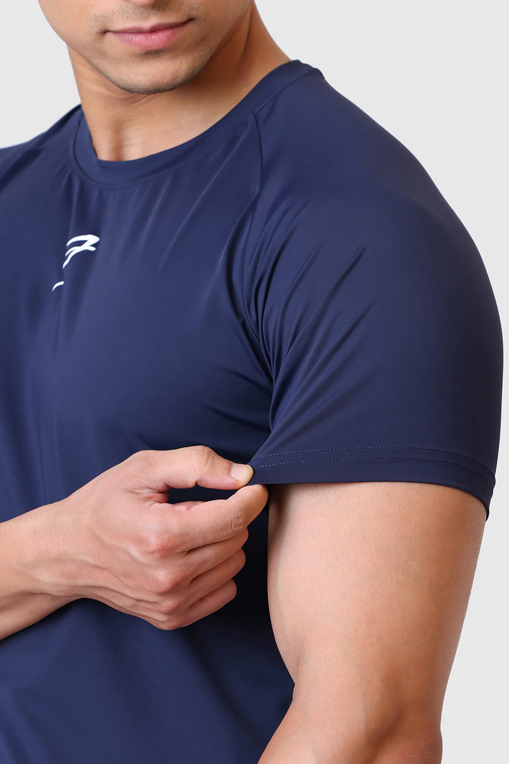 Bare Nylon T-shirt Navy - Image 4