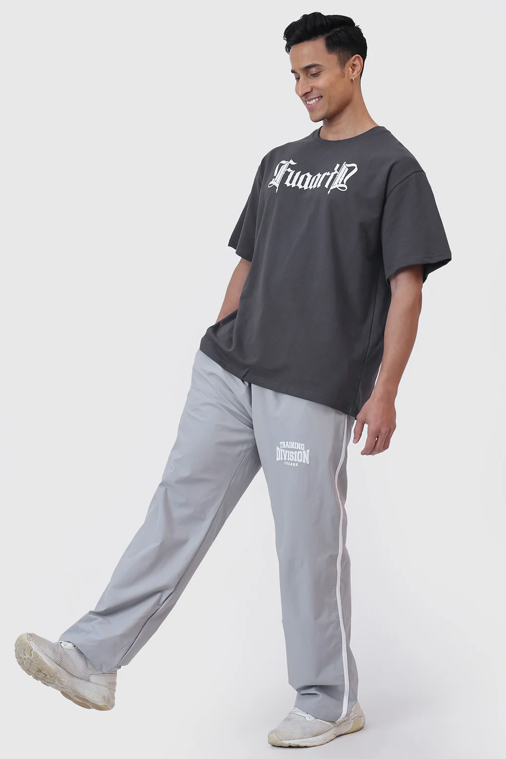 Brookline Oversized T-shirt Dark Grey - Image 2