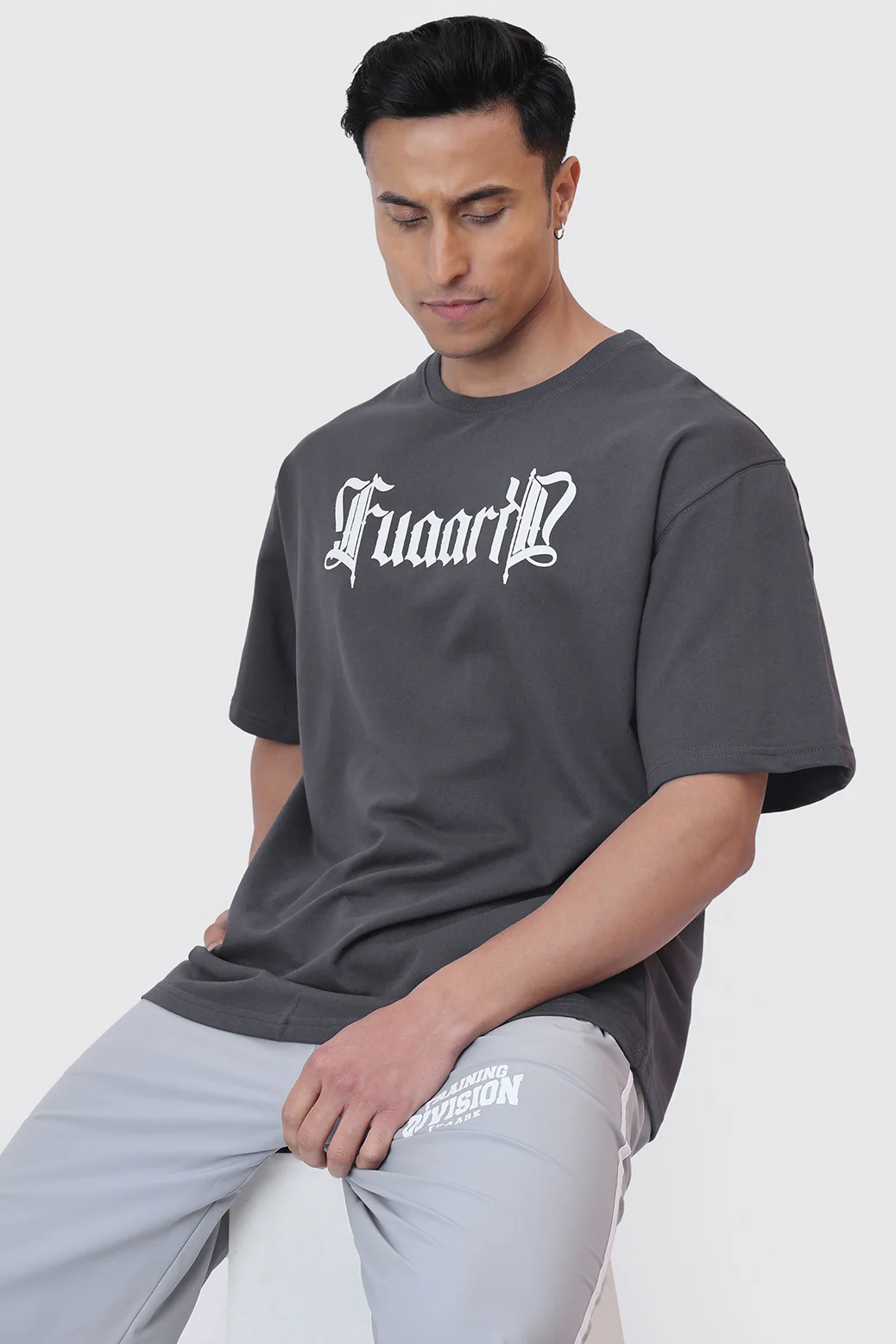 Brookline Oversized T-shirt Dark Grey - Image 5