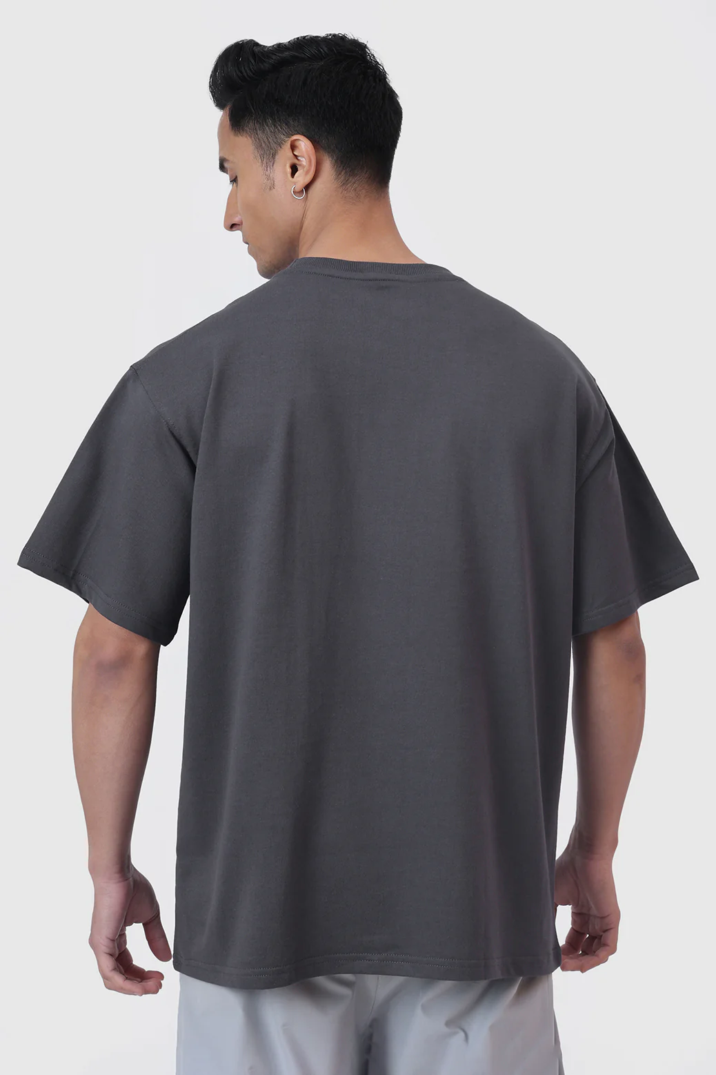 Brookline Oversized T-shirt Dark Grey - Image 6