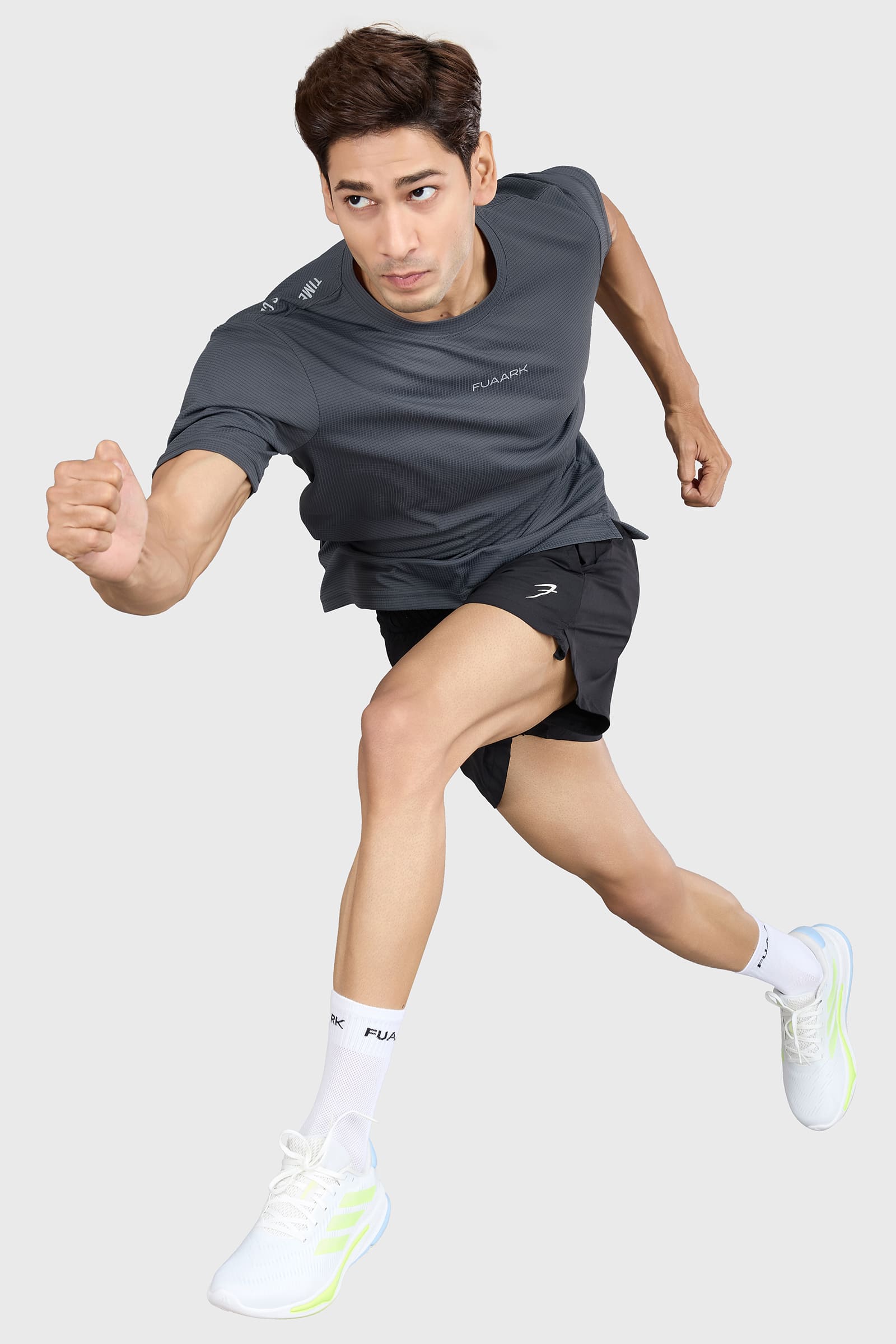 Checks Running T-shirt Grey - Image 2