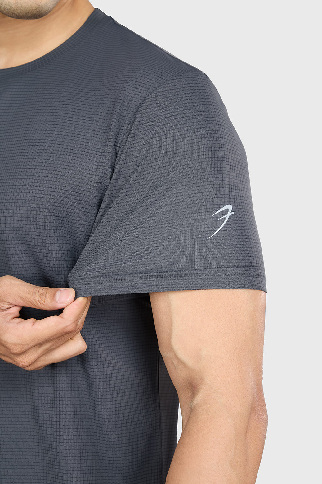 Checks Running T-shirt Grey - Image 4