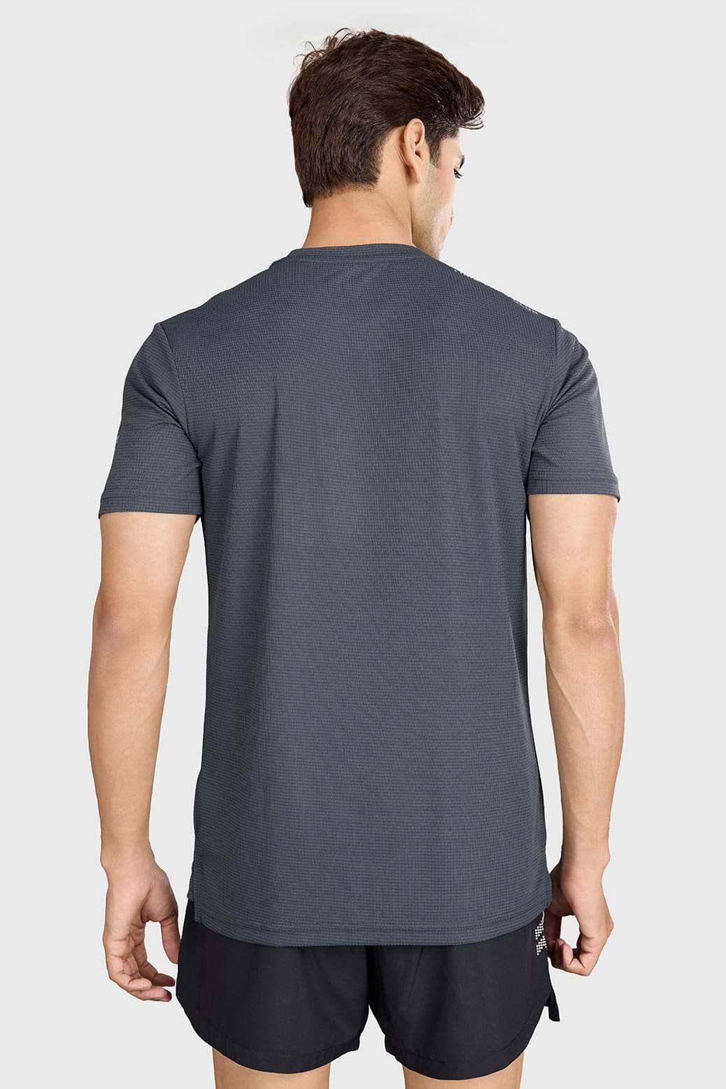 Checks Running T-shirt Grey - Image 6