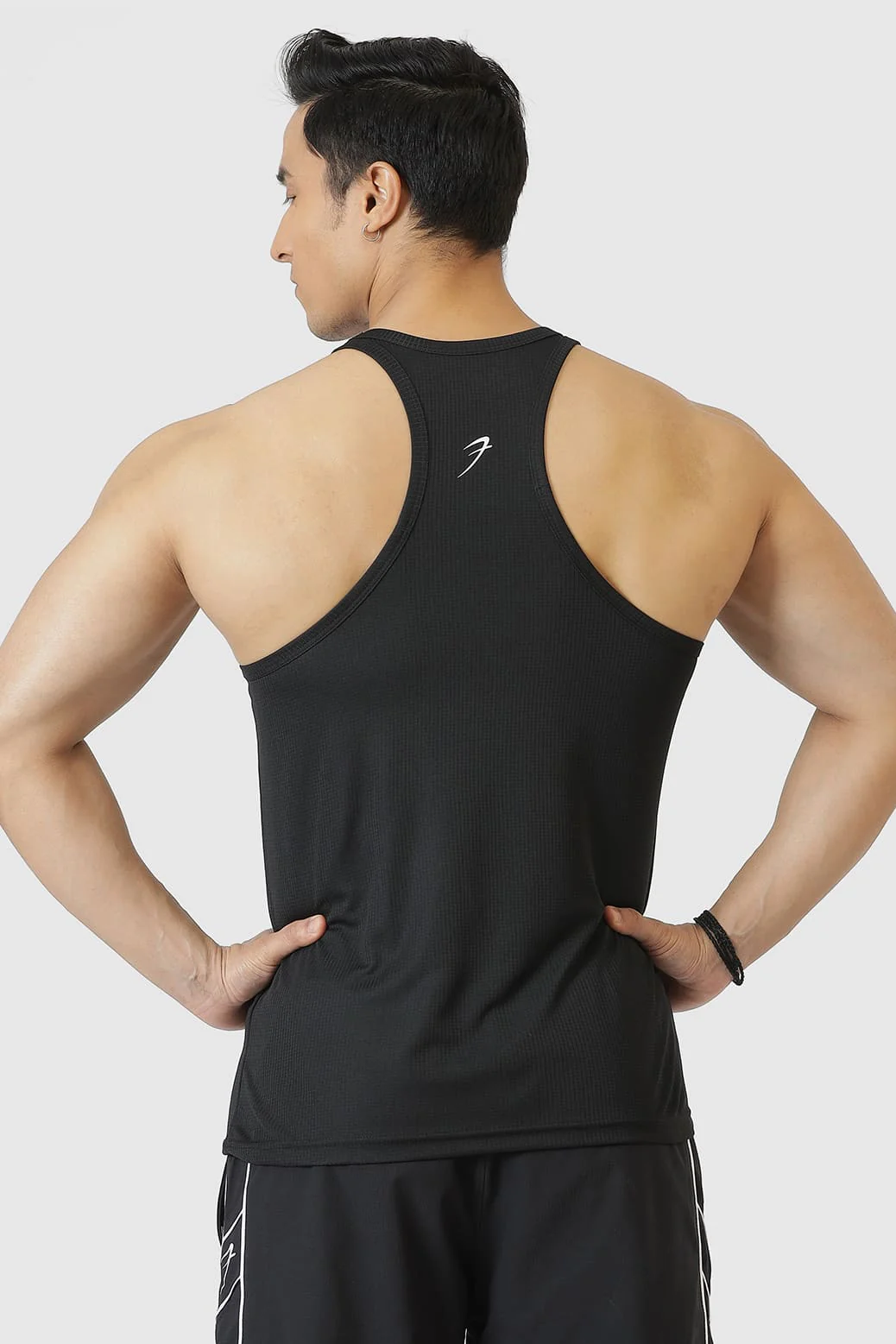 Checks Stringer Black - Image 6