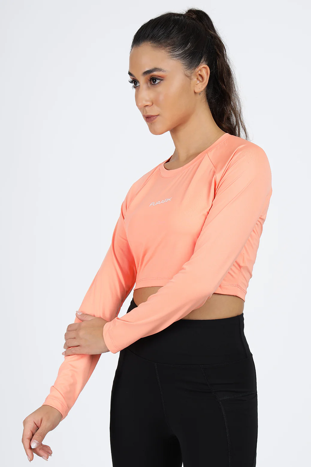 Classic Crop Top T-shirt Peach - Image 4