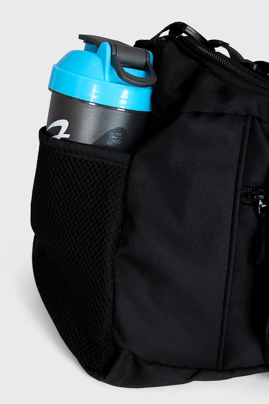 Classic Duffle Bag Black - Image 7