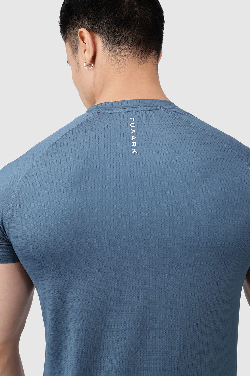 Ember T-shirt Light Blue - Image 4
