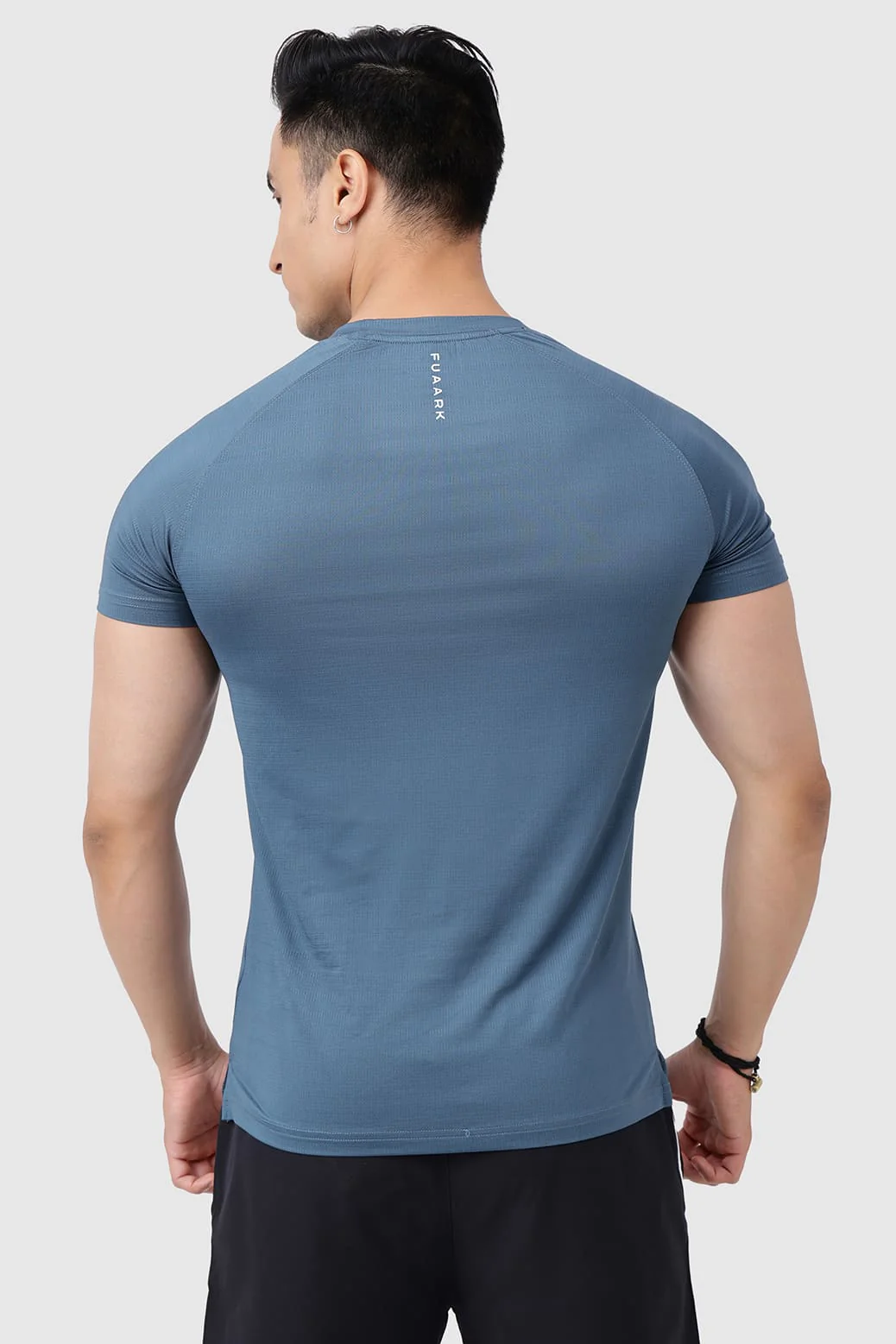 Ember T-shirt Light Blue - Image 5