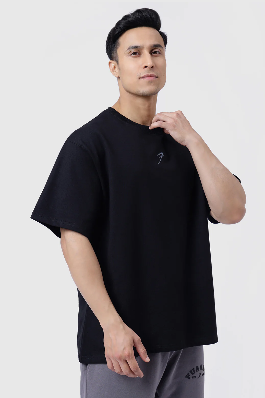 Fortitude Oversized T-shirt Black - Image 4