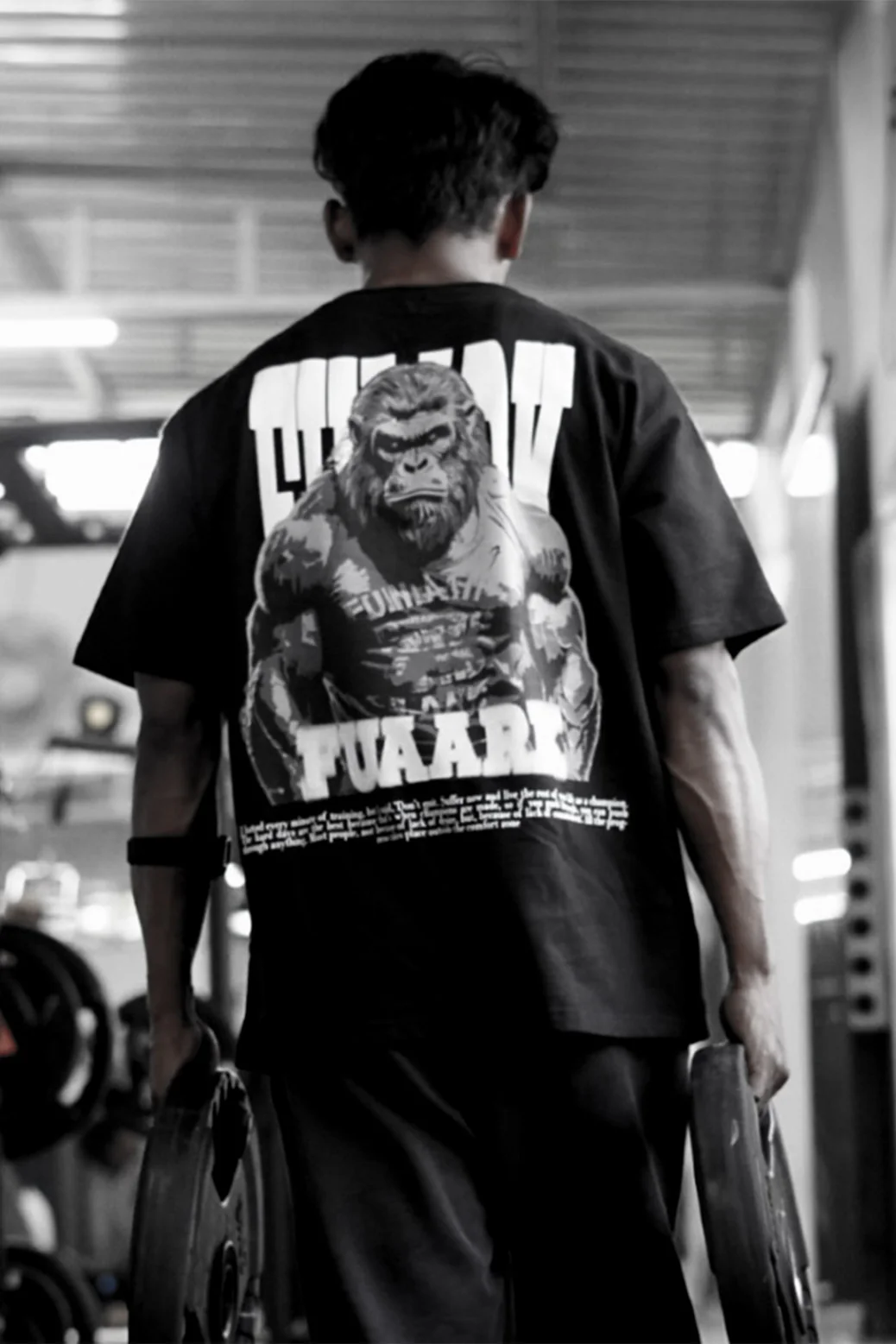 Gorilla Oversized T-shirt Black - Image 2