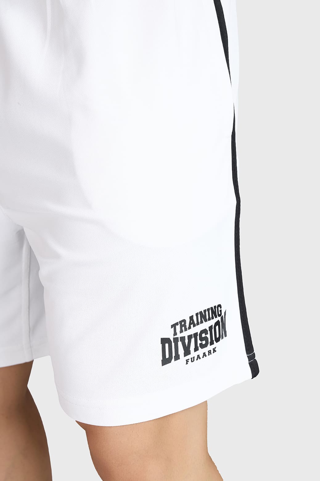 Grit Shorts White - Image 3