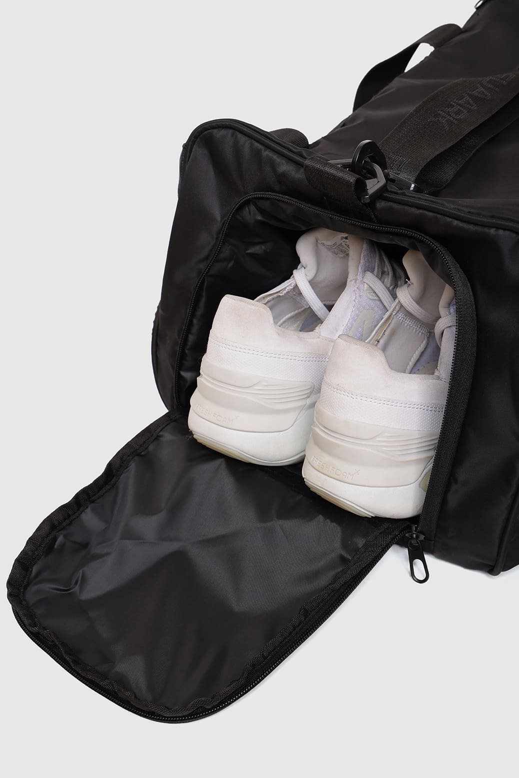 Heavyweight Duffle Bag Black - Image 4
