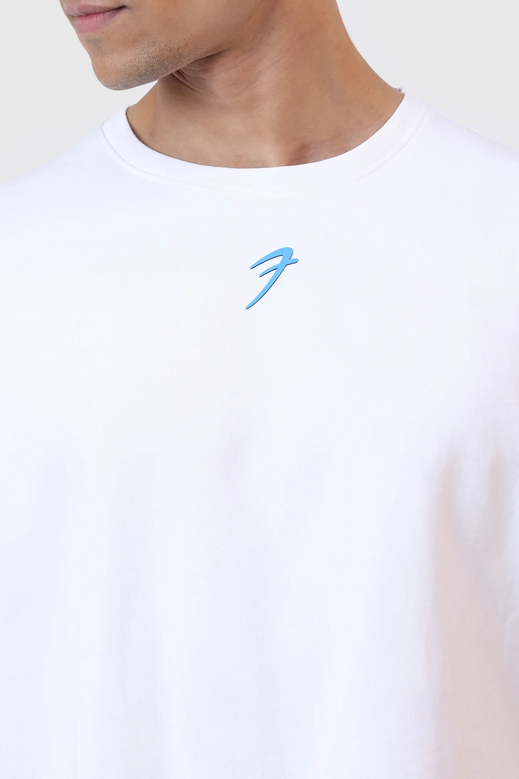 Iconic Oversized T-shirt White - Image 4