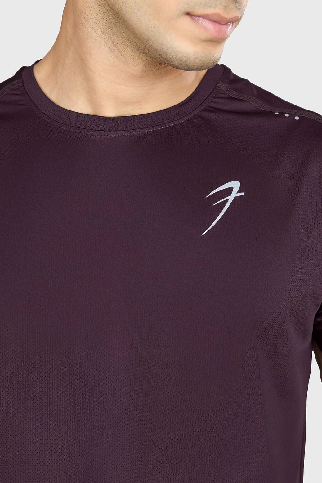 Laser Cut Running T-shirt Raisin - Image 3