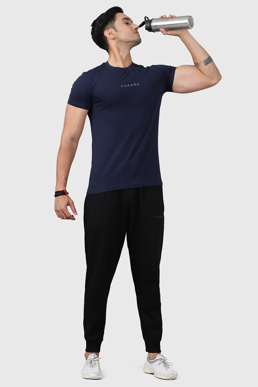 Legacy Crew Neck T-shirt Navy - Image 2