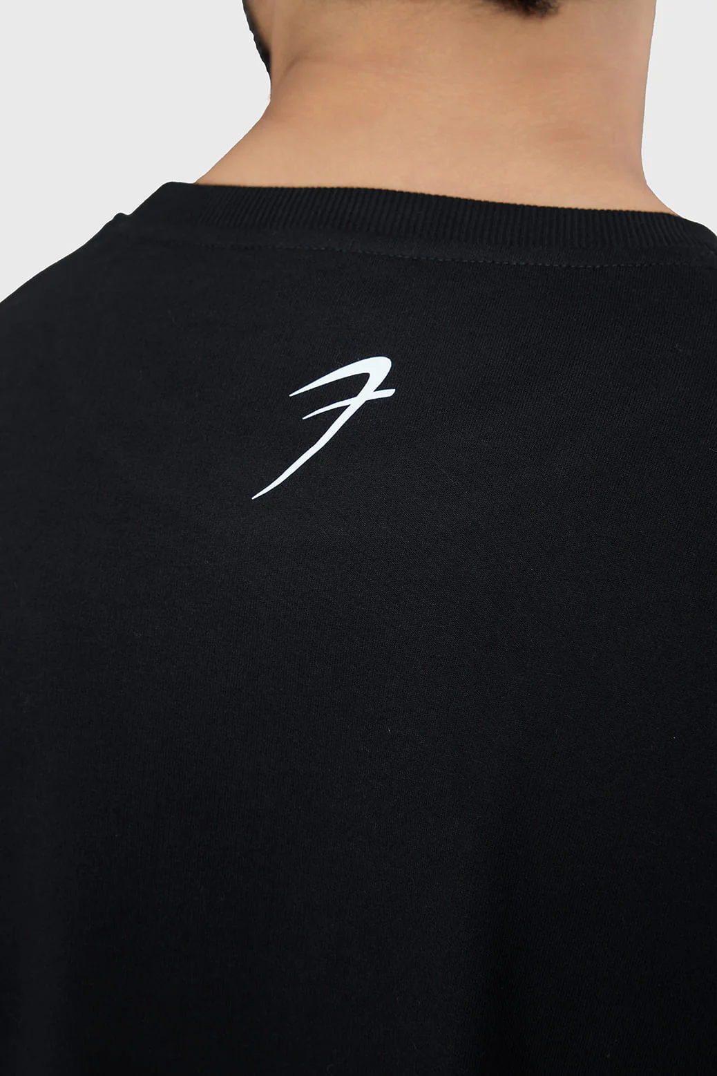 Levitate Oversized T-shirt Black - Image 5