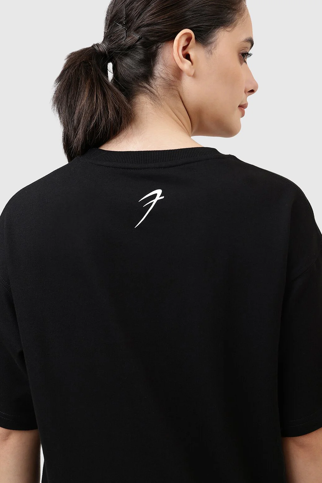 Levitate Oversized T-shirt Black - Image 4