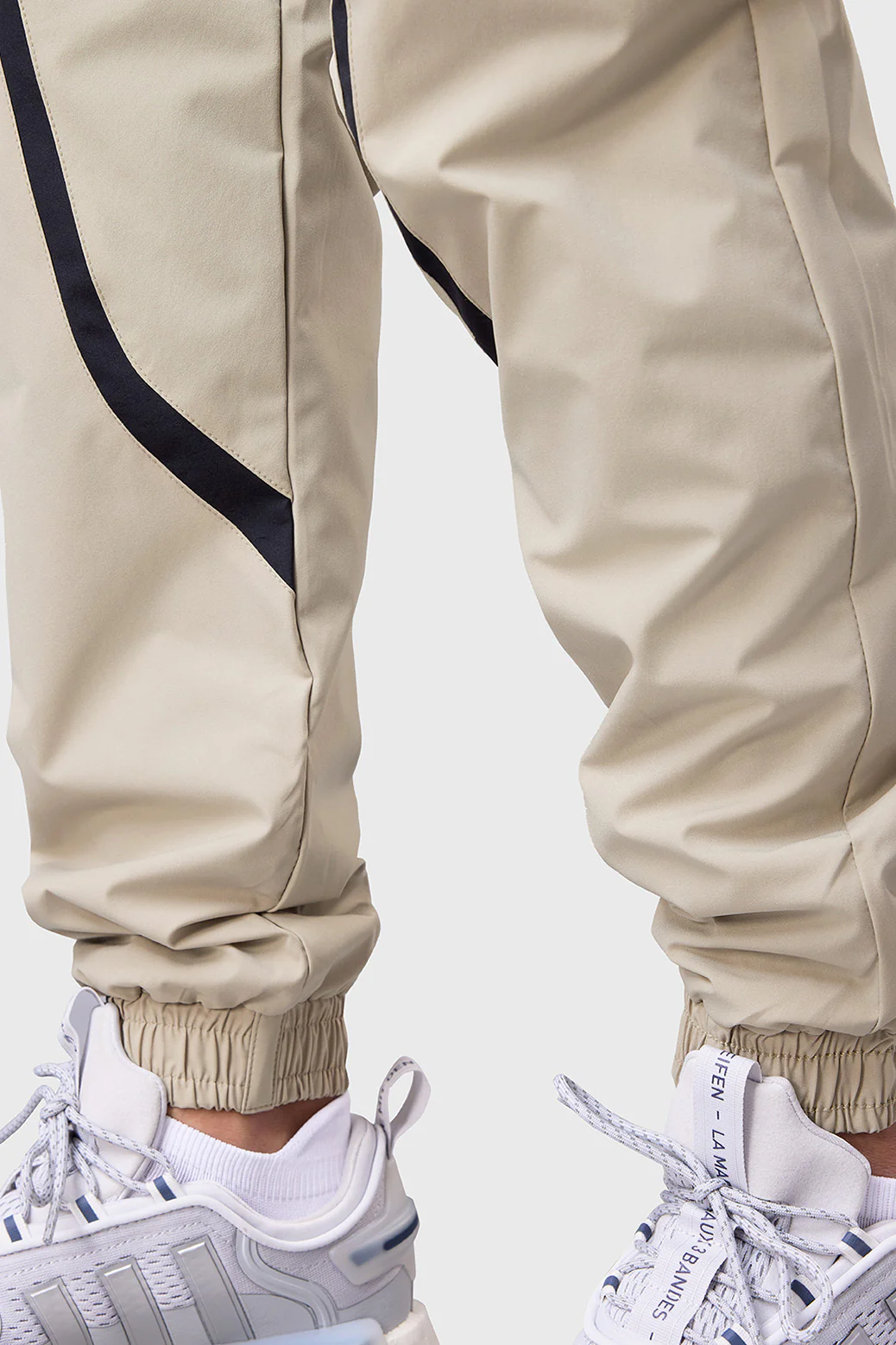 Momentum Joggers Beige - Image 5