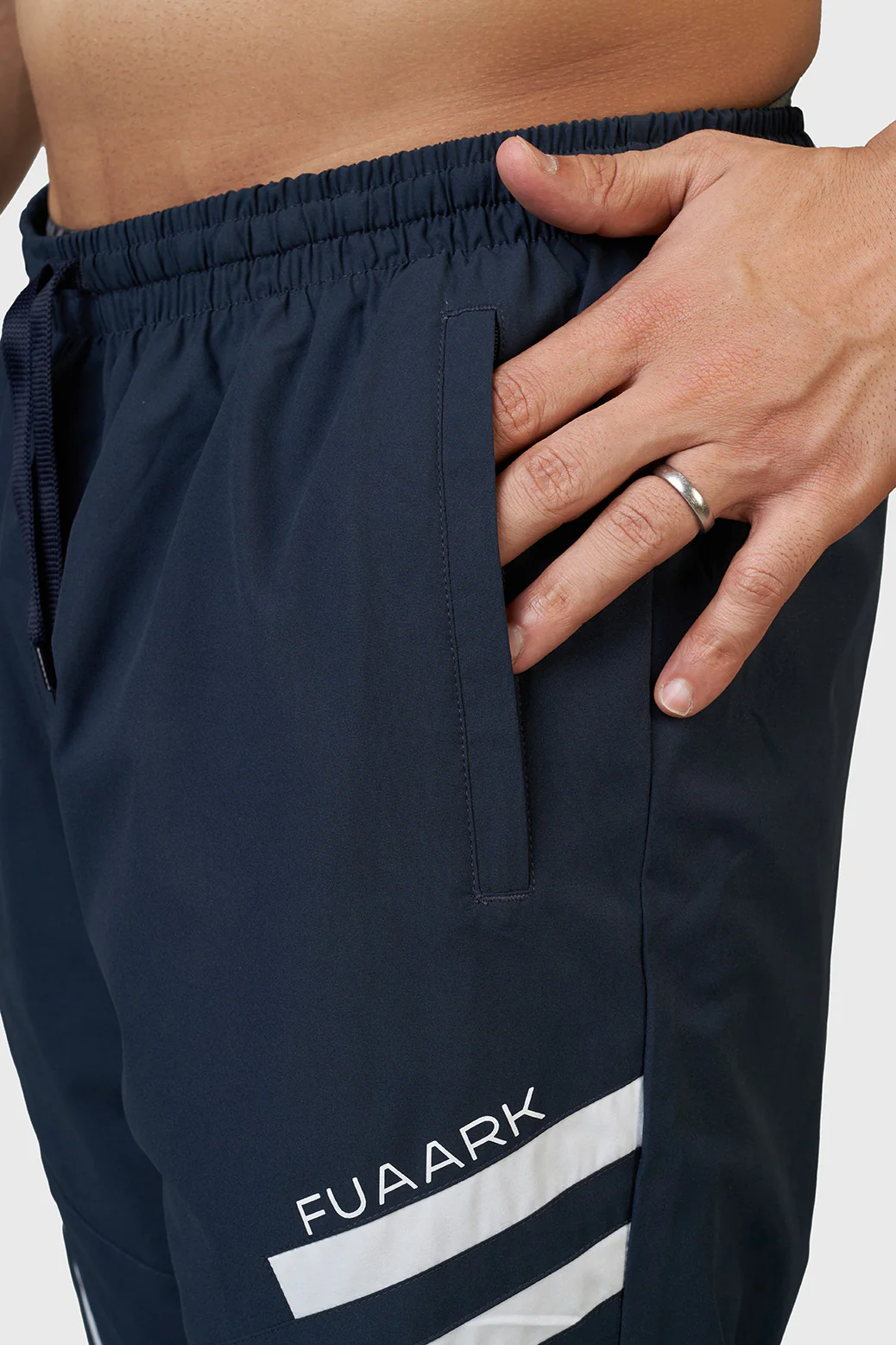 Momentum Joggers Navy - Image 3