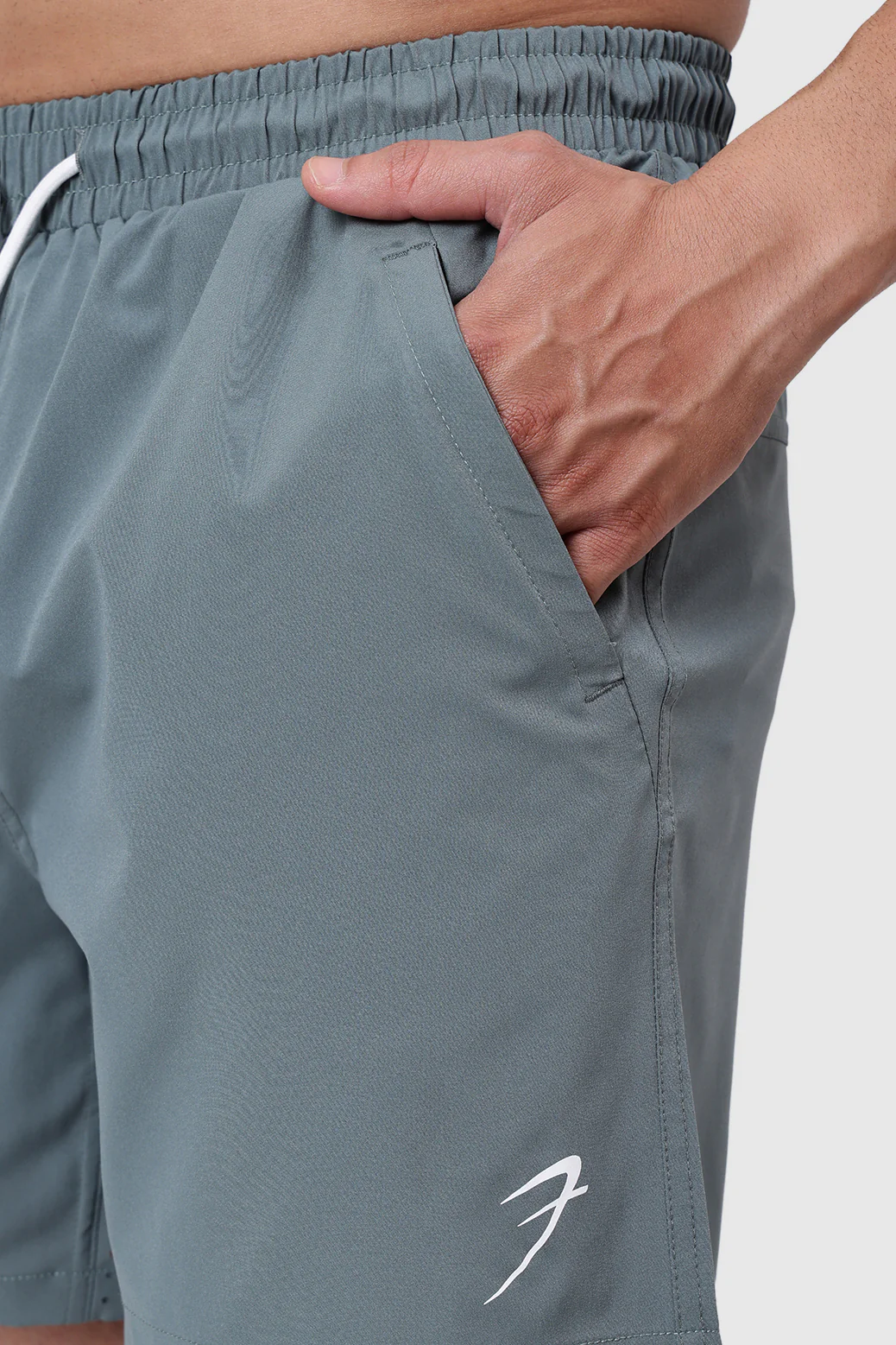 Nova Shorts Forest Green - Image 4