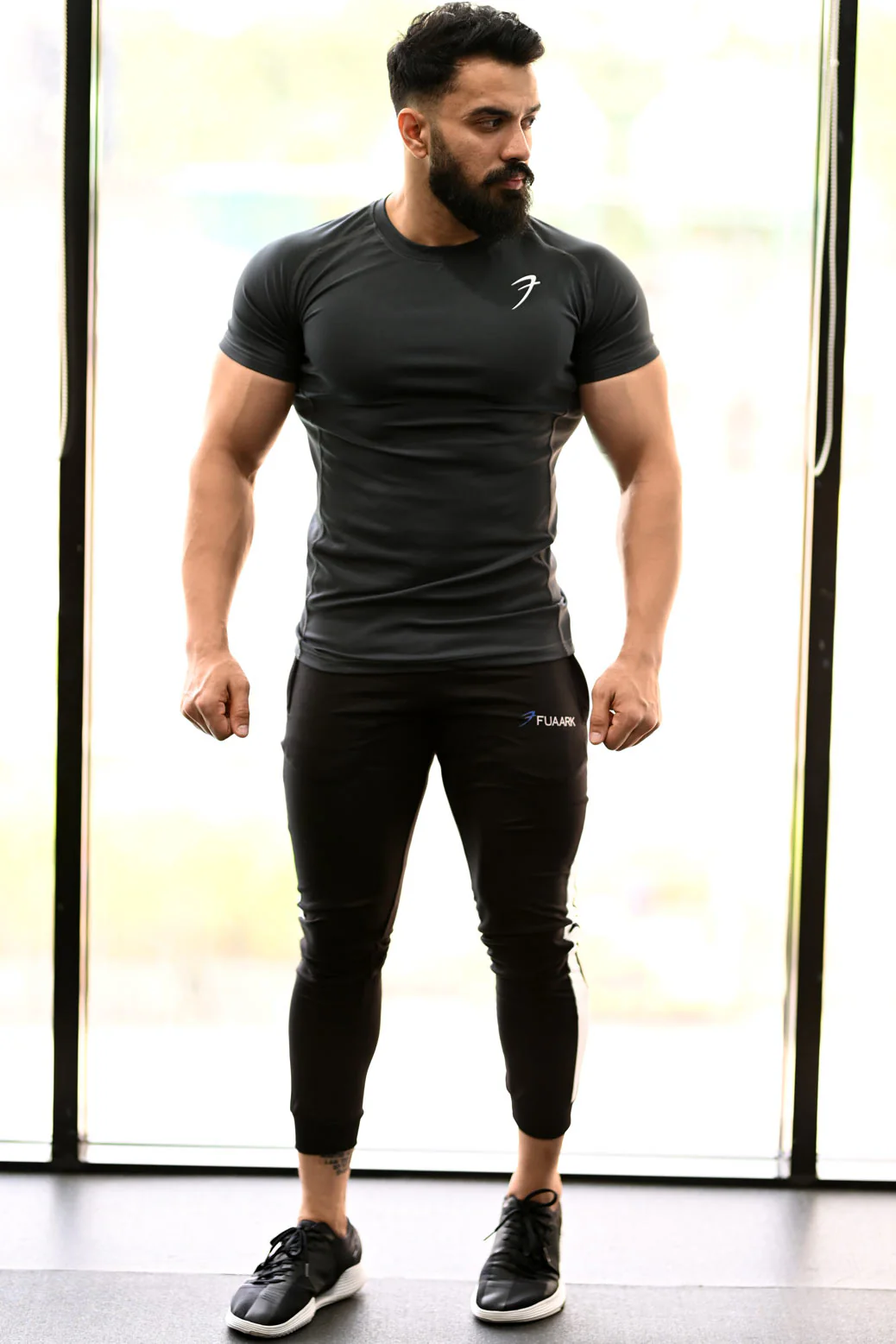 Performance T-shirt Grey - Image 3