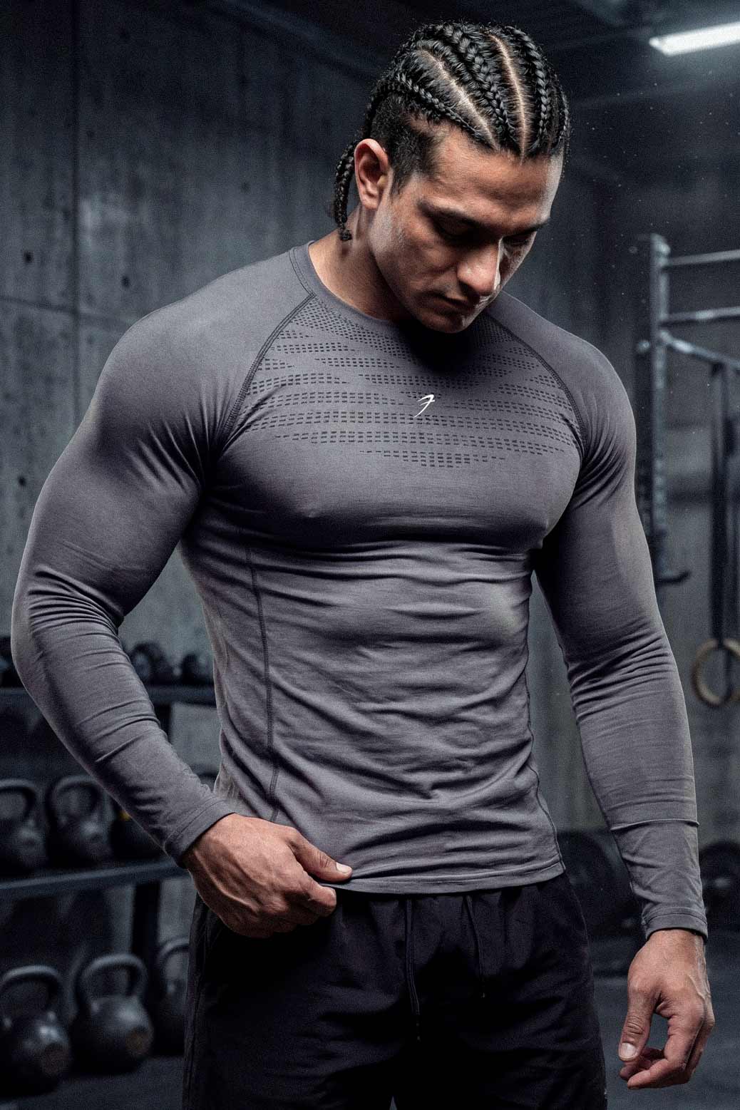 Power Seamless Fullsleeves T-shirt Charcoal - Image 9