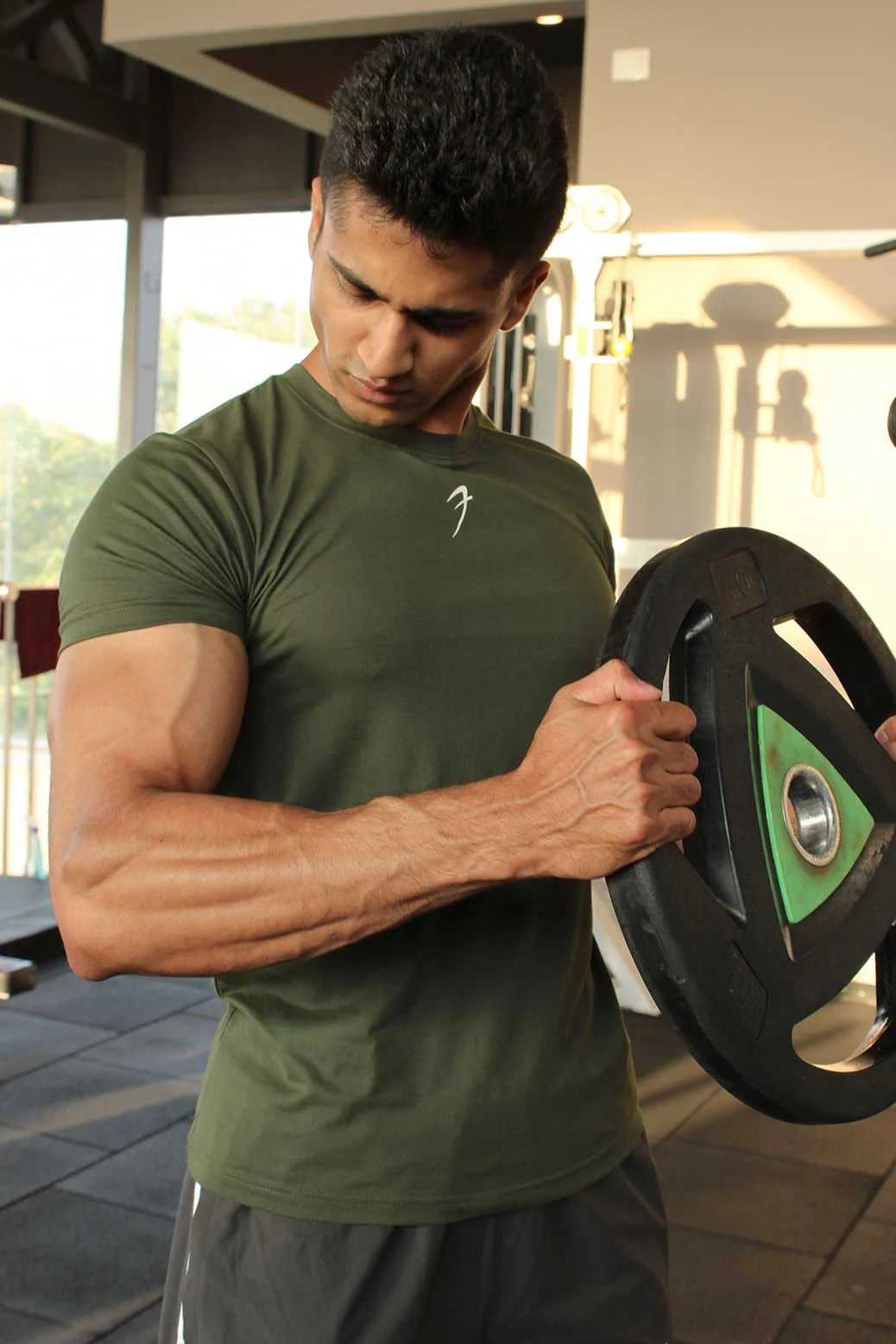 Pulse T-shirt Olive - Image 2