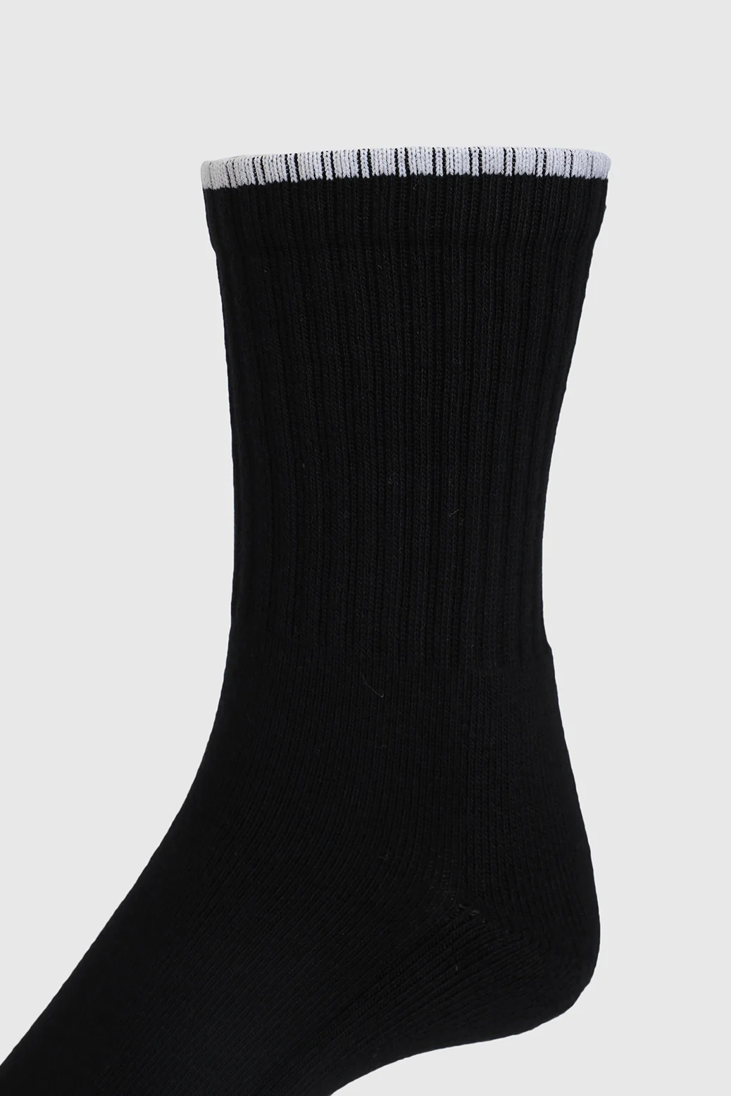 Revenge Crew Socks Black/White - Image 2
