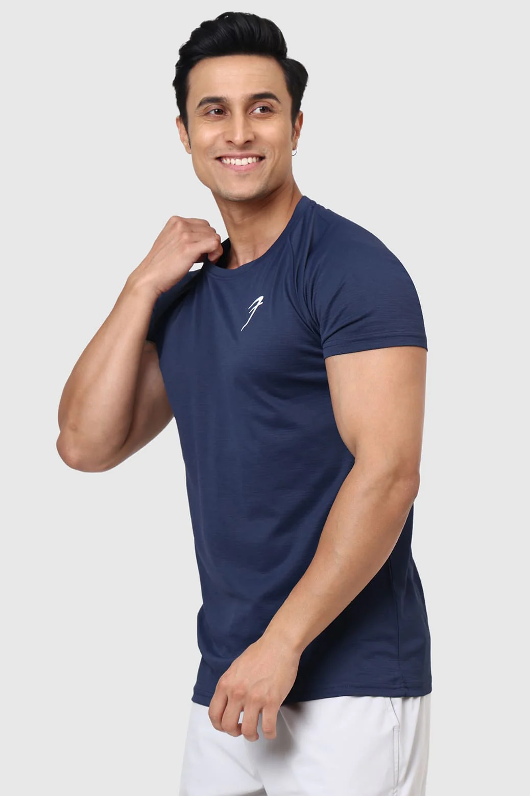 Rogue T-shirt Navy - Image 5