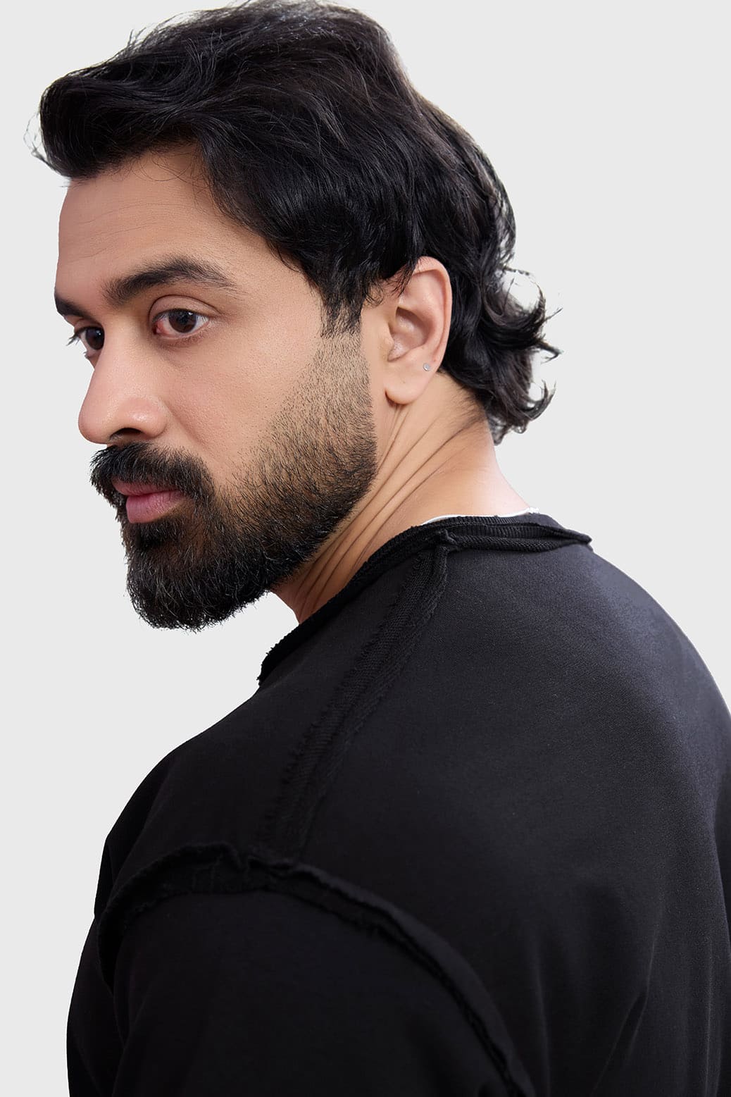 Shell Raw Sweatshirt Black - Image 5