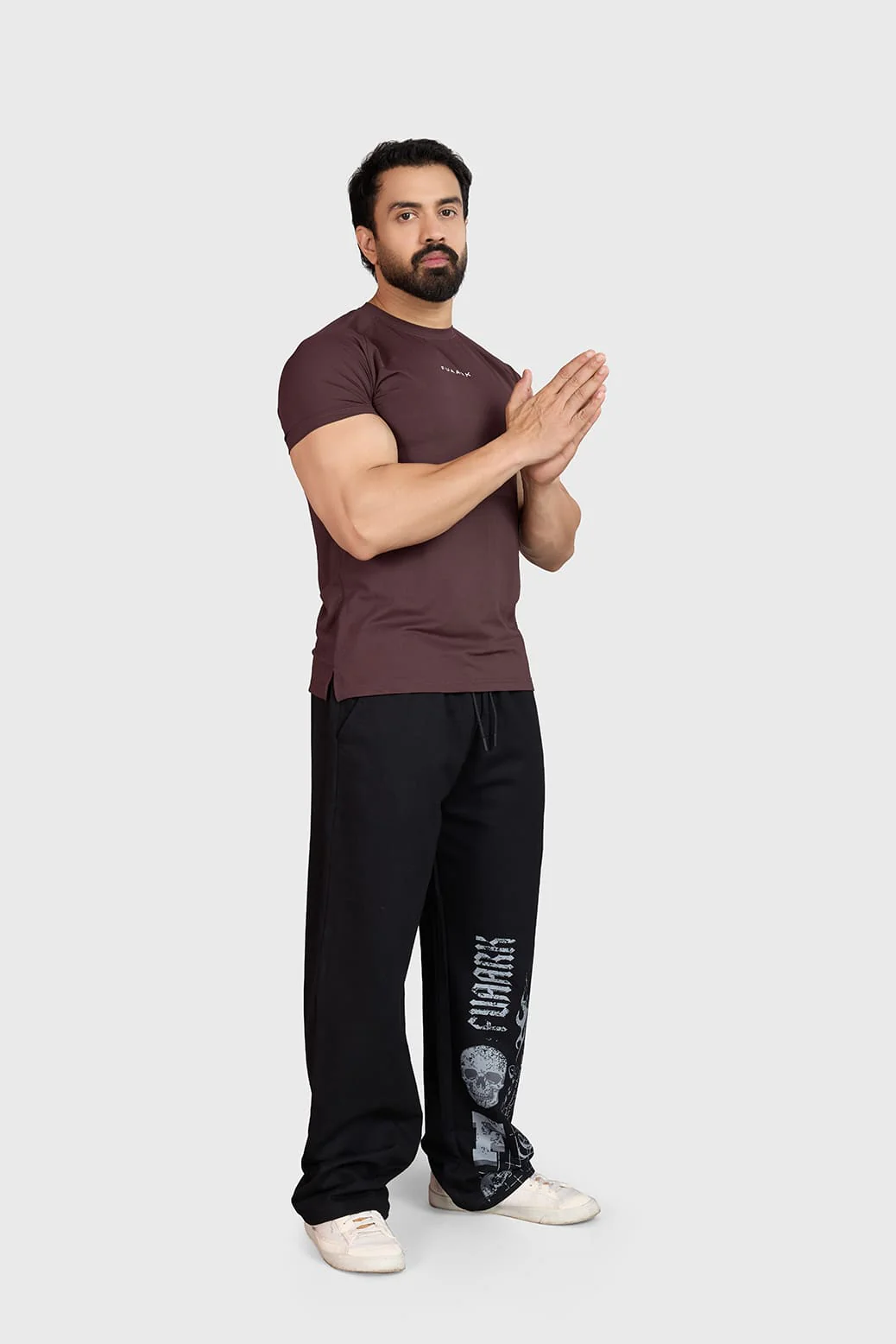 Sleek T-shirt Brown - Image 2