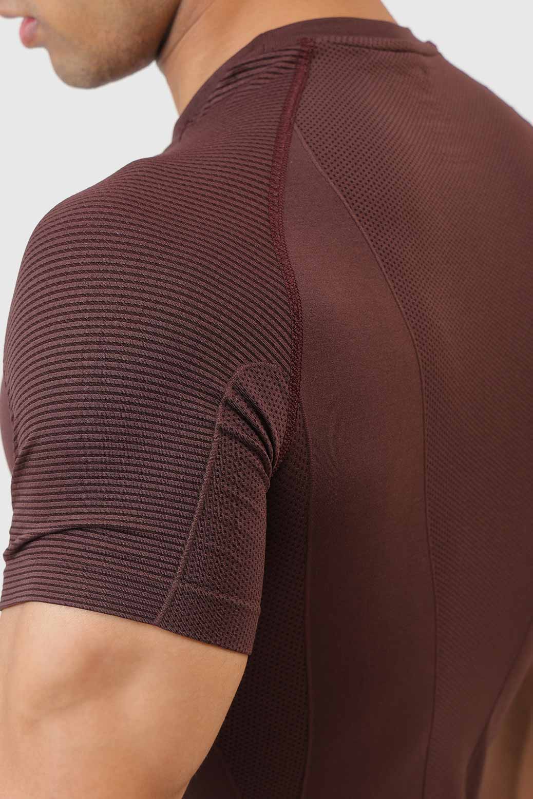 Strength Seamless T-shirt Brown - Image 3