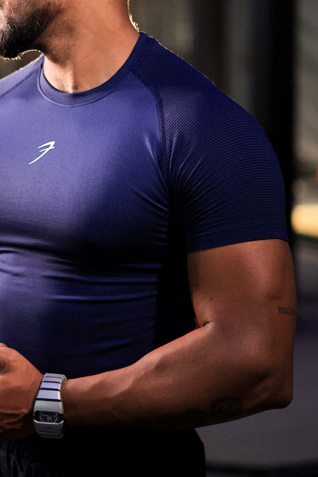 Strength Seamless T-shirt Navy - Image 2