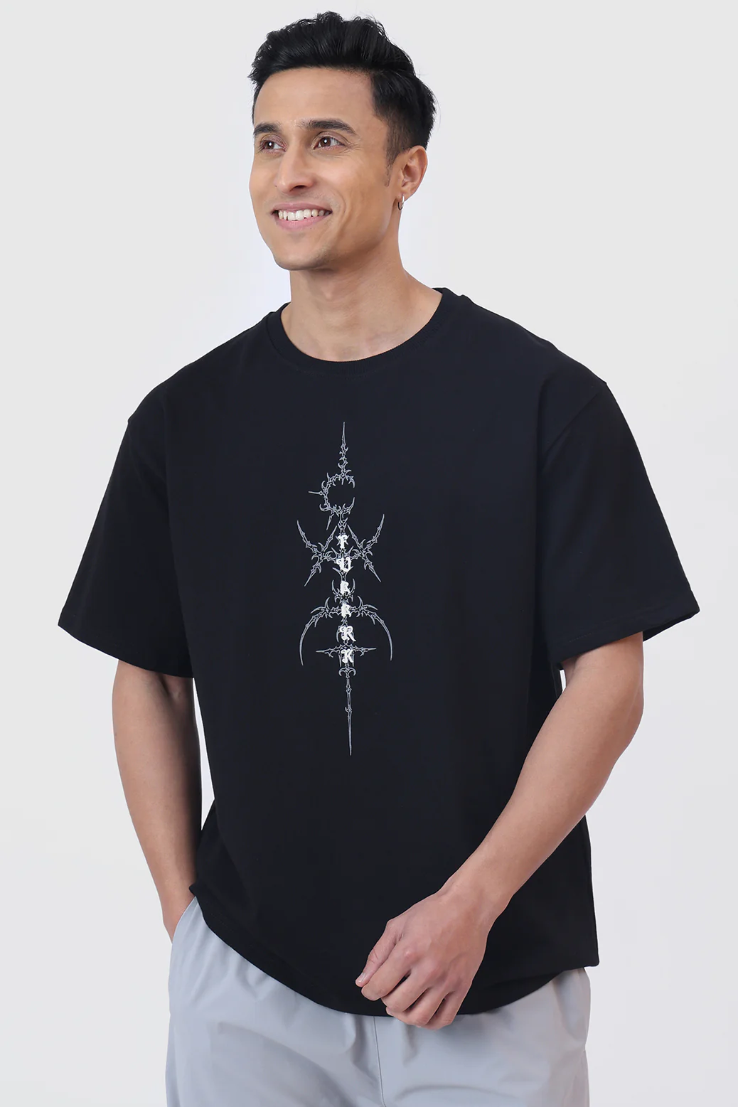 Twin Sword Oversized  T-shirt Black - Image 6