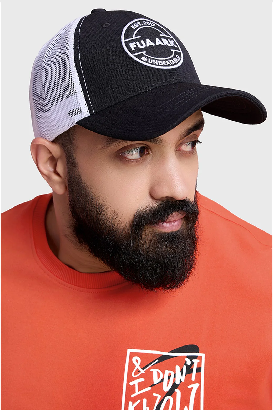 Unbeatable Trucker Cap Black/White - Image 4